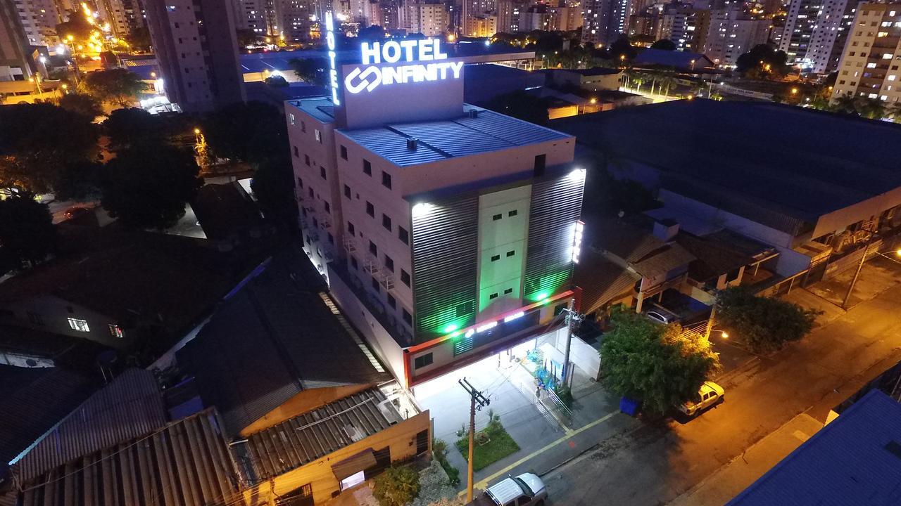 Infinity Hotel กัวยาเนีย ภายนอก รูปภาพ